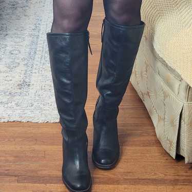 Knee-high leather boots