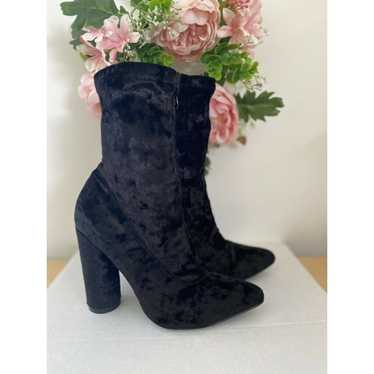 Cape Robbin Stretch Crushed Velvet Boot