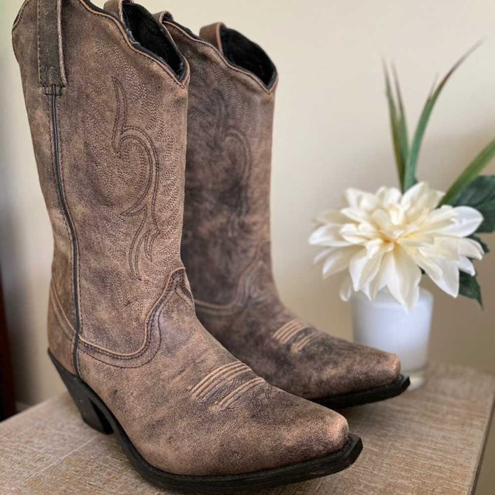 Western Boots/ Cowgirl Boots - New - image 1