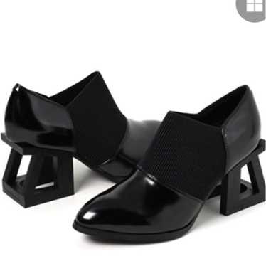 Jeffrey Campbell Black Booties