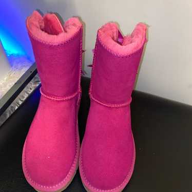 Rare sold HTF Pink Shimmer Uggs