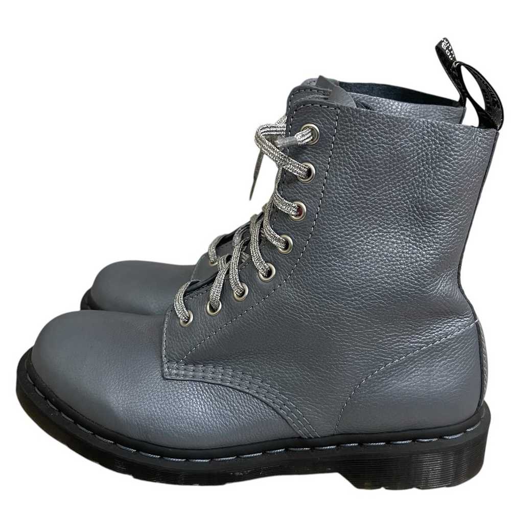 NWOB Dr Martens Combat Boots Womens leather 9 Pas… - image 1