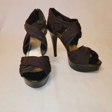 Guess black strappy platform heels Y2K