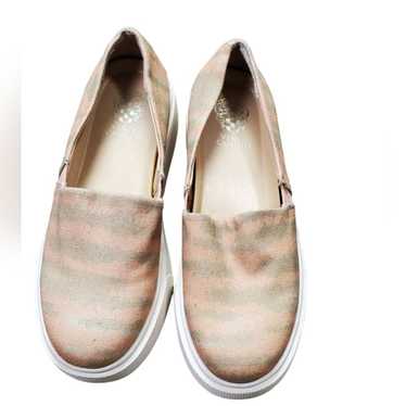 Vince Camuto Pink & Gray Oxford Loafer