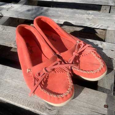 Minnetonka Newport Melon suede leather moccasins