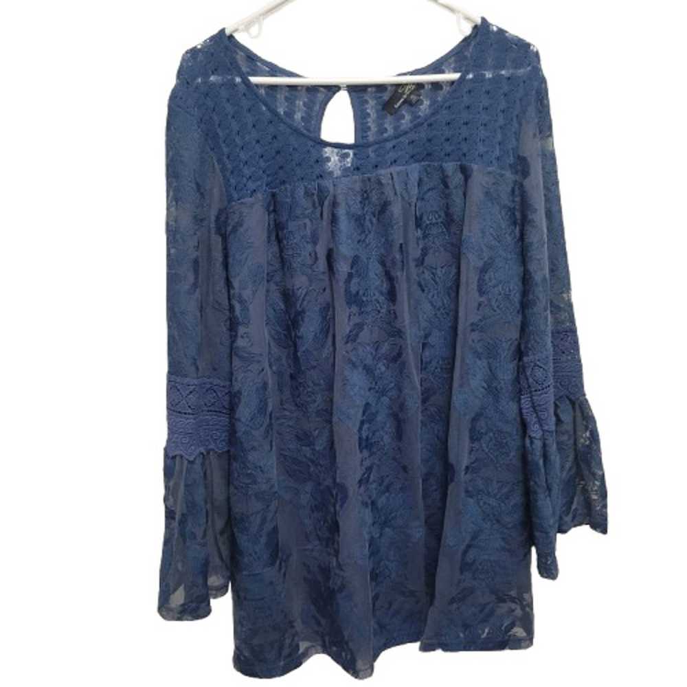 Suzanne Betro Long Sleeve Blue Floral Lace Notch … - image 1