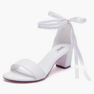 White wedding shoes - image 1