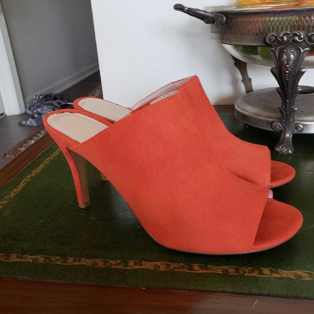 NY&CO Toucan orange sexy slip on heels - image 5