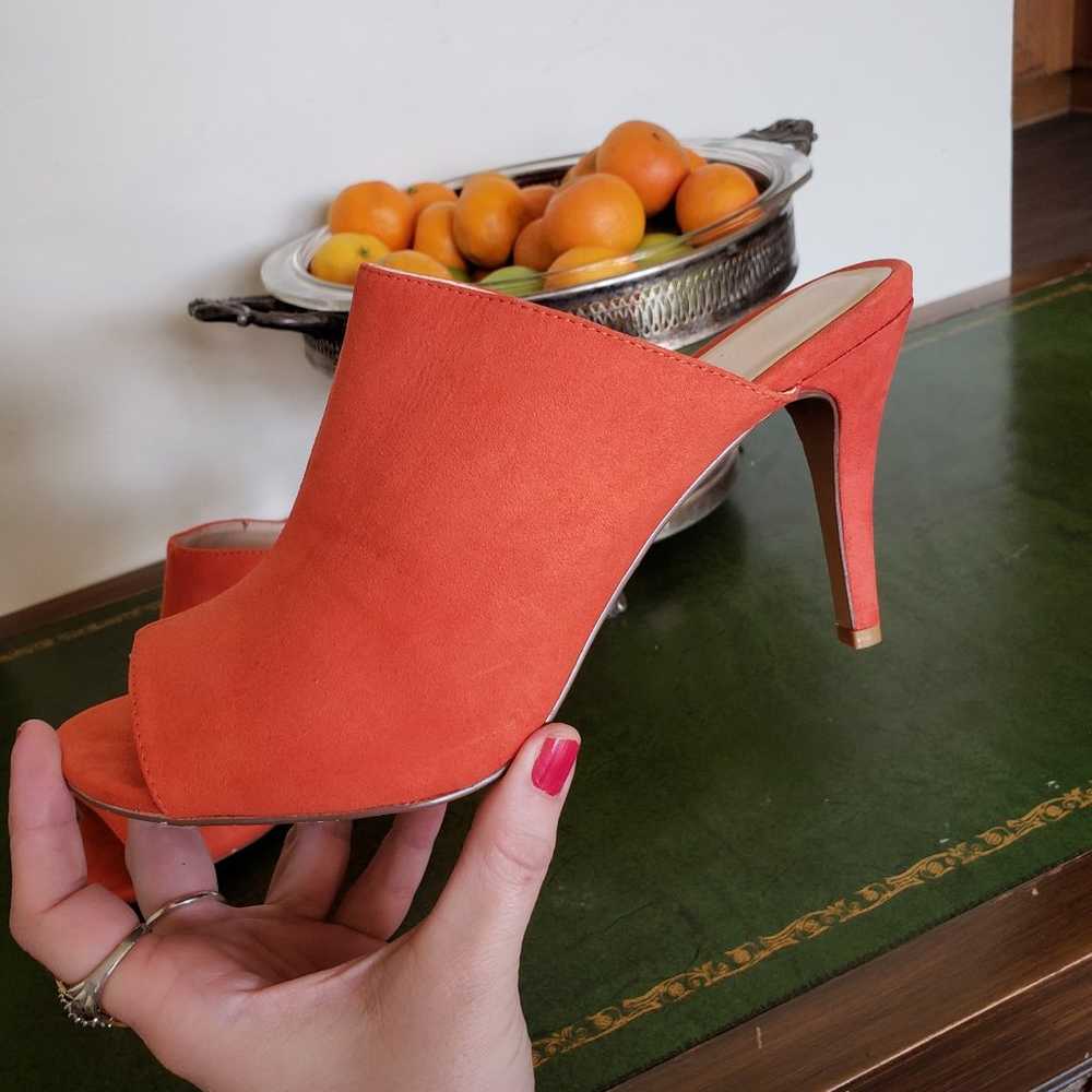 NY&CO Toucan orange sexy slip on heels - image 9