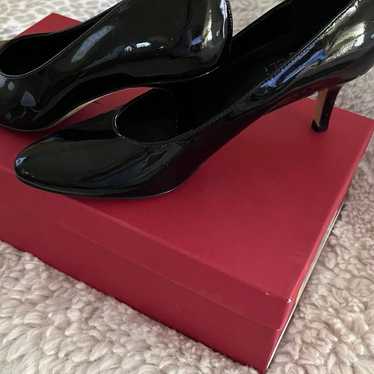 Vaneli Black Patent Leather Pumps