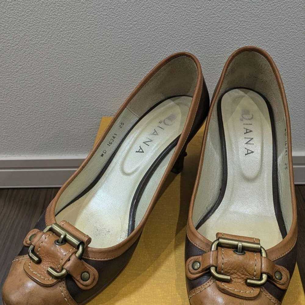 DIANA Leather Pumps Brown - image 1