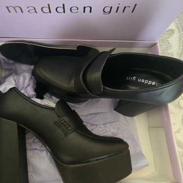 Madden Girl Black Platform Loafers