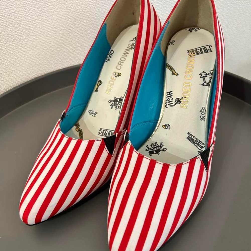 RODEO CROWNS  
Red and white striped wedge heel p… - image 1