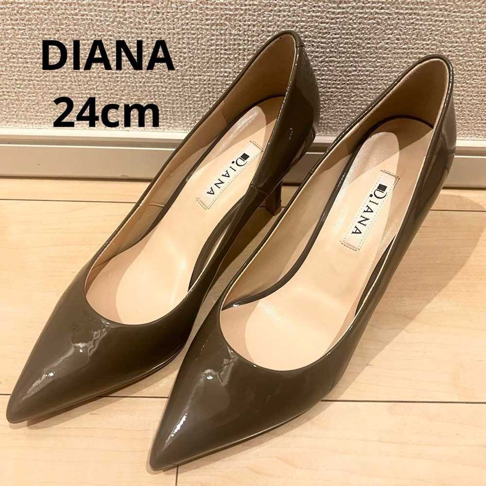 【Used a few times】DIANA Pumps Enamel Pointed Toe - image 1