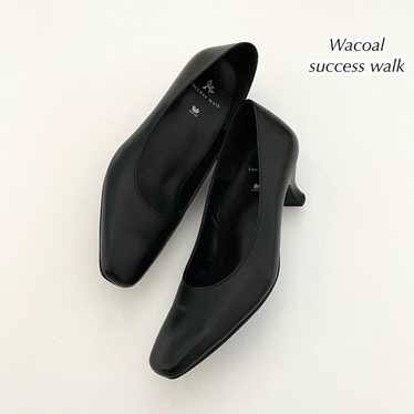 Wacoal Success Walk Pumps Black