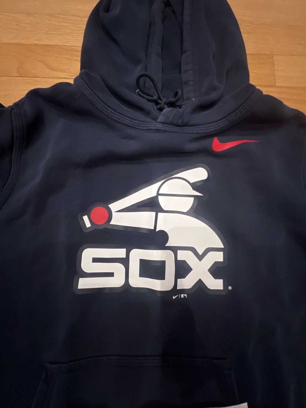 MLB Chicago White Sox Alt Logo Hoodie - image 2