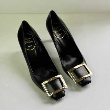 ROGER VIVIER Belle Vivier Trompette Leather Pumps - image 1