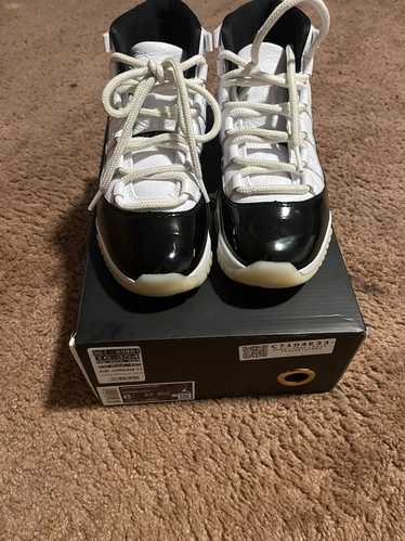 Jordan Brand Jordan 11 size 6