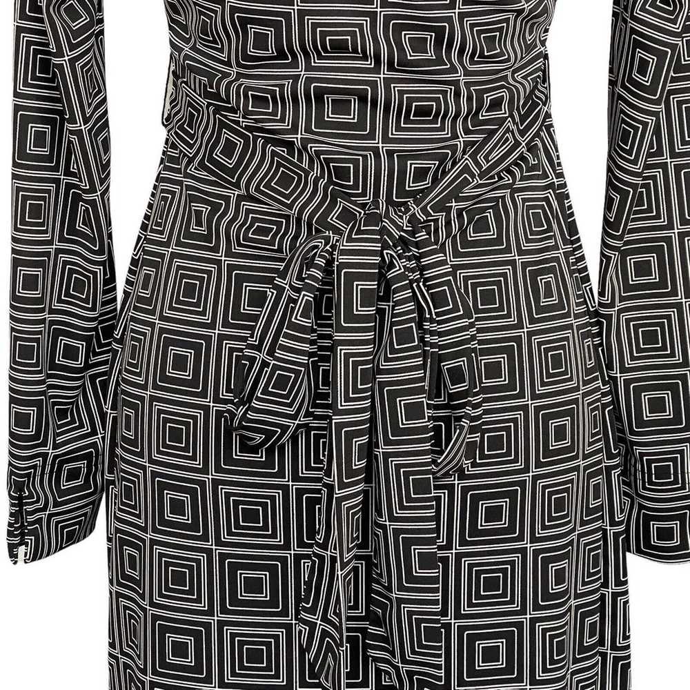 Express Wrap Dress Women Size 3/4 Black Geometric… - image 4