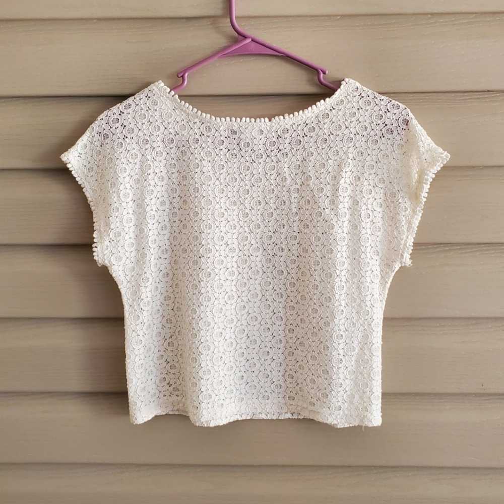 Vintage Y2K S cream lace short cap sleeve crochet… - image 2