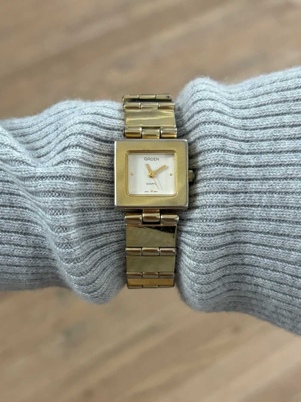 80s gold square Gruen watch - image 4