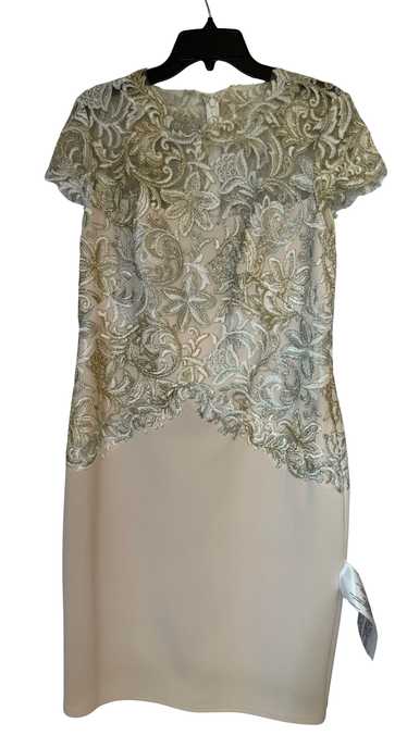 Tadashi Shoji NWOT Tadashi Shoji gold floral embro