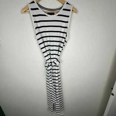 Banana Republic White Navy Striped Sleeveless Str… - image 1