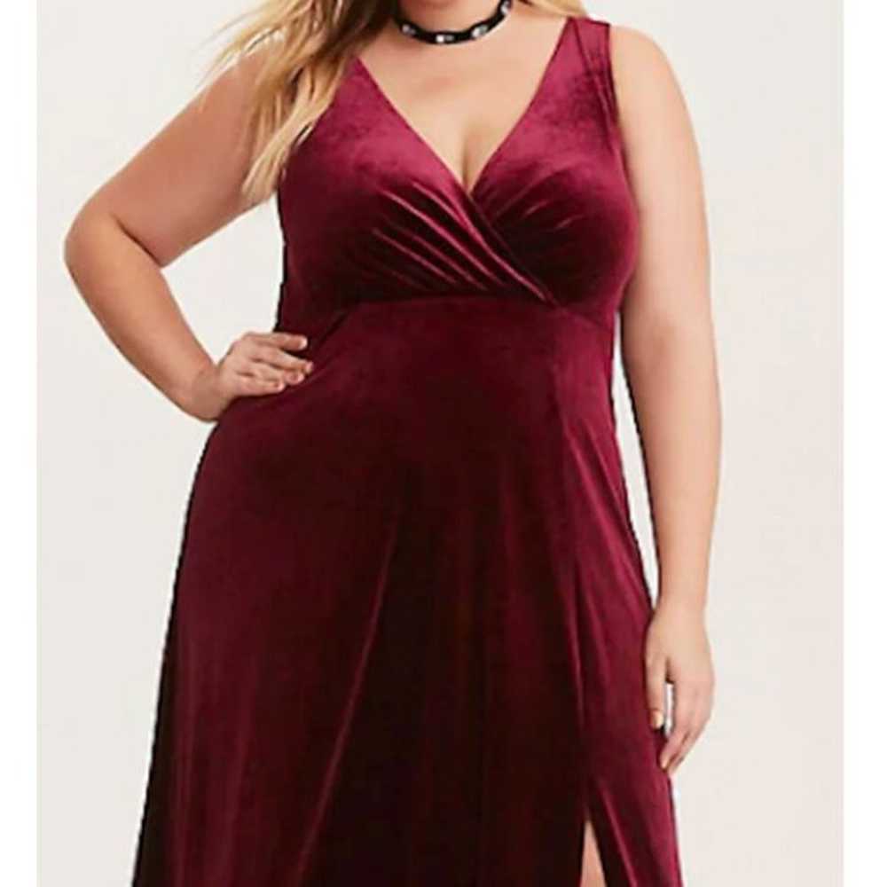 Torrid 2 Merlot Velvet Slit Maxi Dress 2X 18 20 - image 3