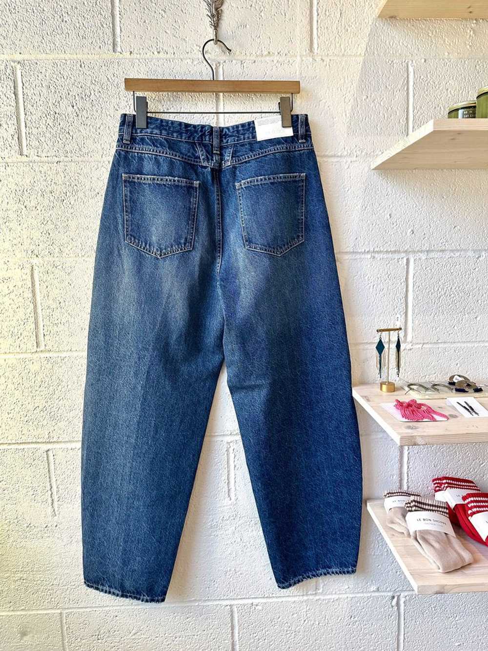 CLOSED *NEW* High Waist Barrel Jeans - image 3