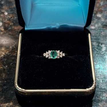 14k Solid Gold Estate Emerald & Diamond Ring - image 1