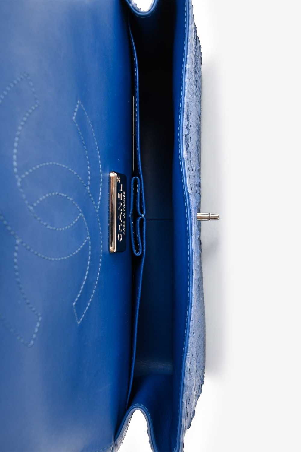 Pre-Loved Chanel™ 2013/14 Blue Python Jumbo Class… - image 10