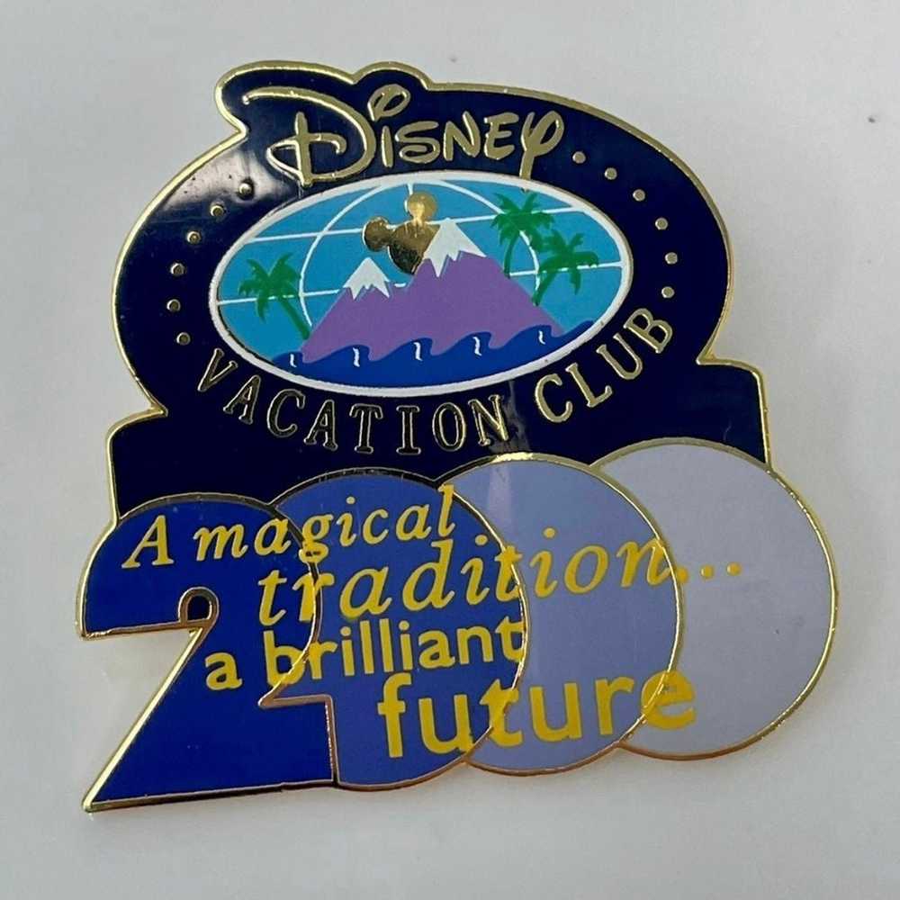 Disney Vacation Club 2000 A Magical Tradition Vin… - image 1