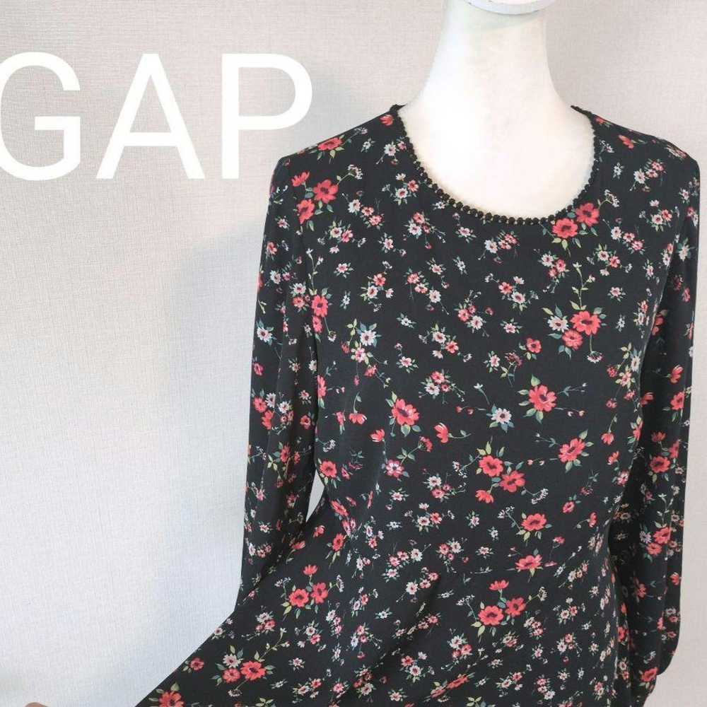 Gap waist contrasting floral dress with drapey fa… - image 1