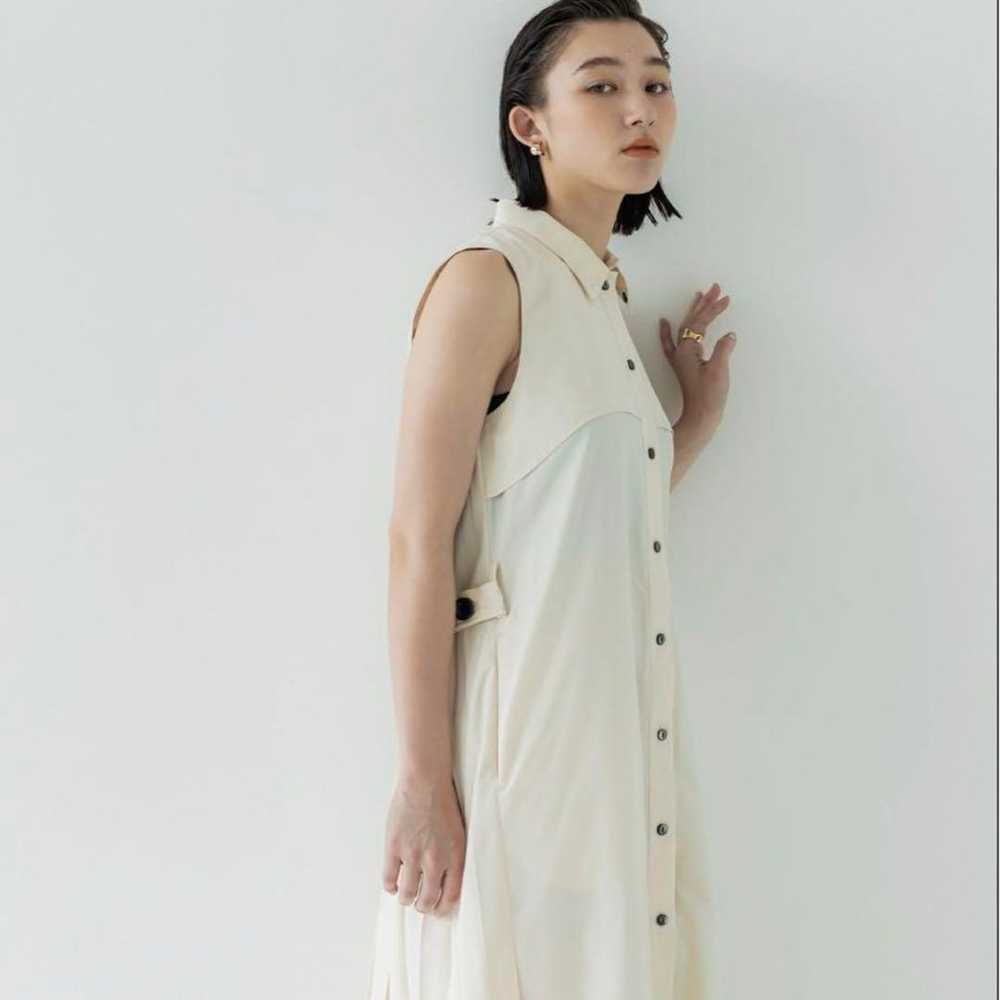 UNITED TOKYO Back Pleat Shirt Dress - image 5