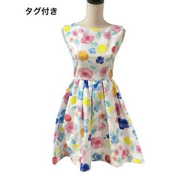 Tagged Chesty Floral Knee-length Dress