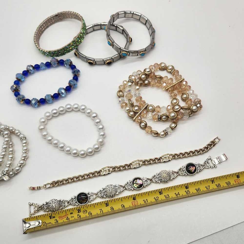 Vintage Mix Lot of 9 Bracelets, 7 Strechy + 2 Cla… - image 8