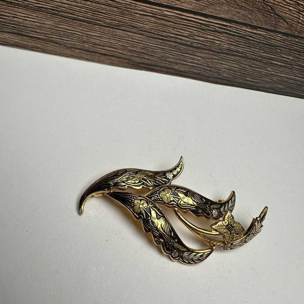 Faux Damascene Leaf Branch Brooch Pin Gold Tone B… - image 4