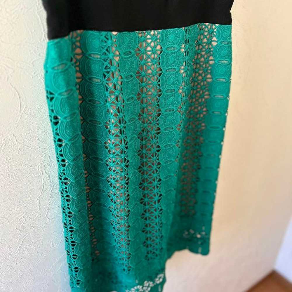 Excellent condition, imported green lace dress. - image 4