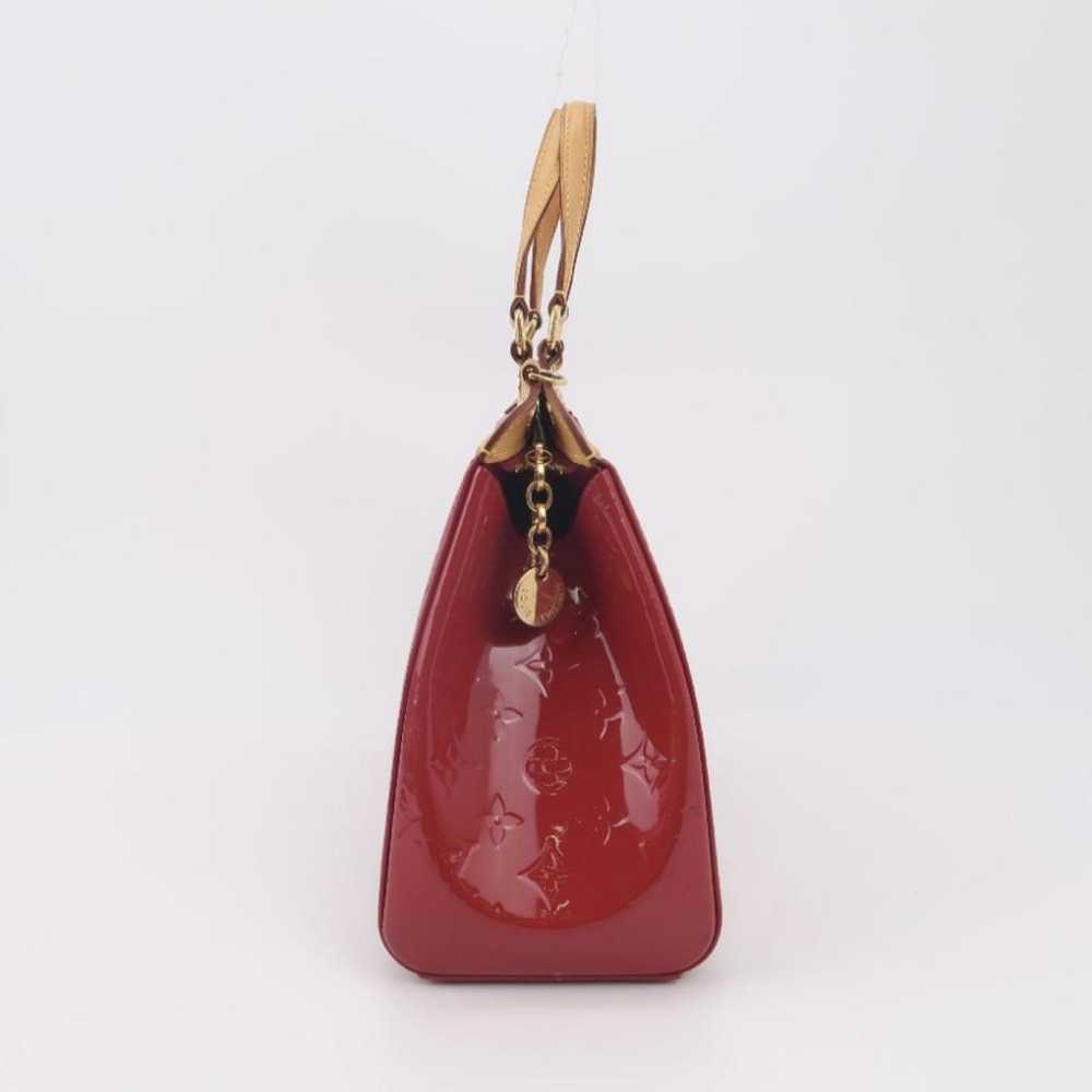 Louis Vuitton Bréa patent leather handbag - image 6