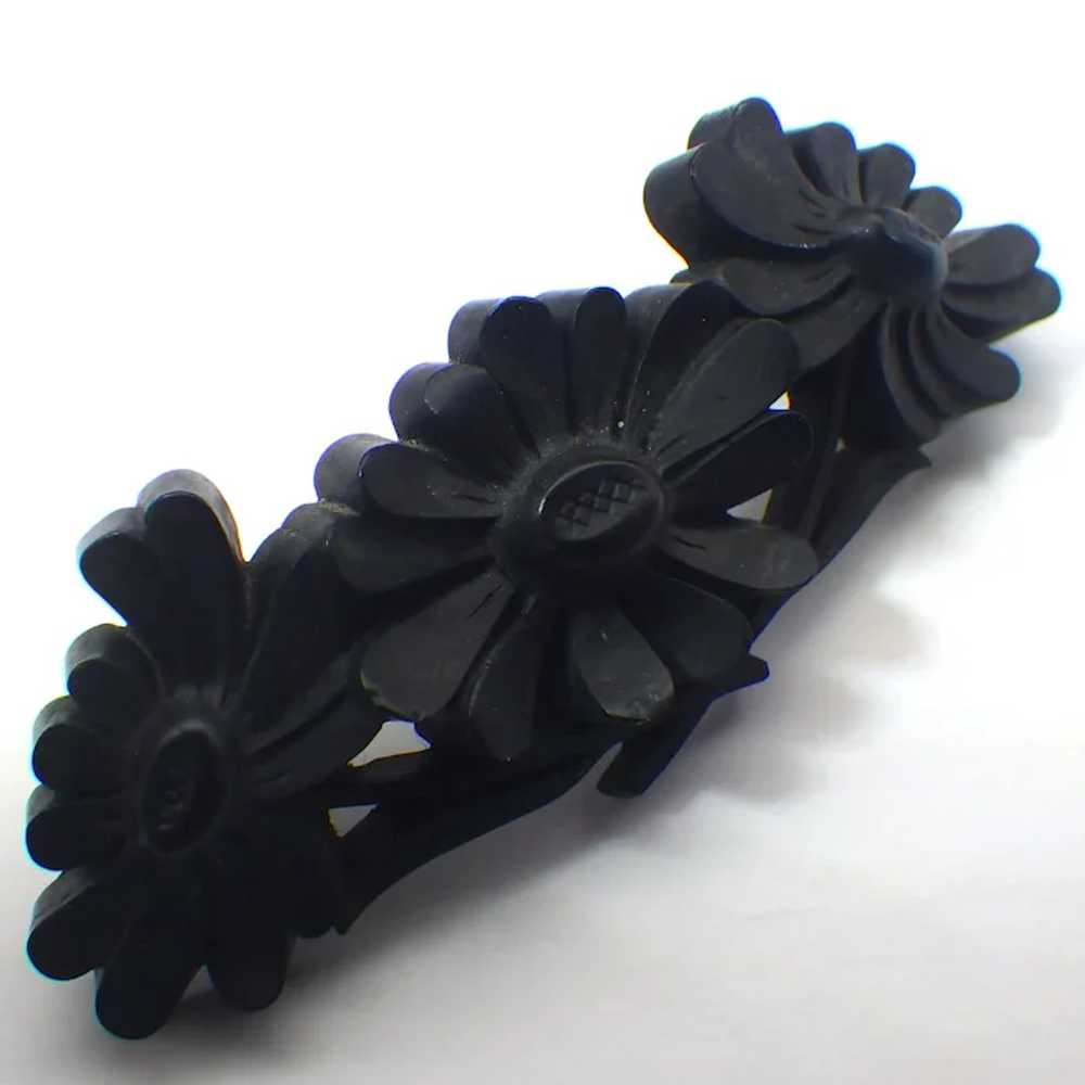 Antique Victorian Mourning Brooch, Carved Flowers… - image 3