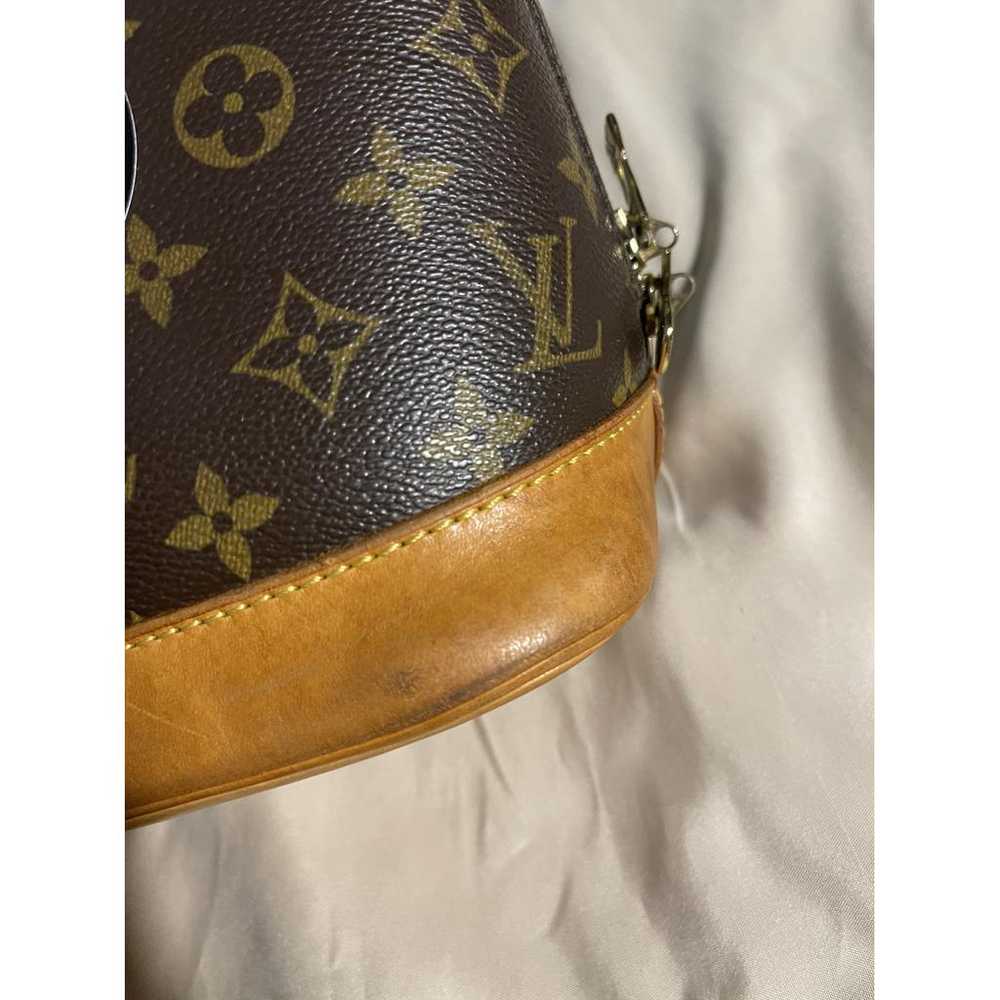 Louis Vuitton Alma leather handbag - image 7