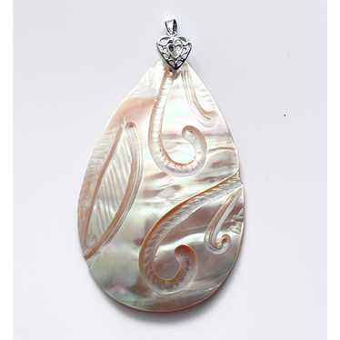 Vintage Mother Of Pearl SHELL PENDANT 3.5" For Ne… - image 1