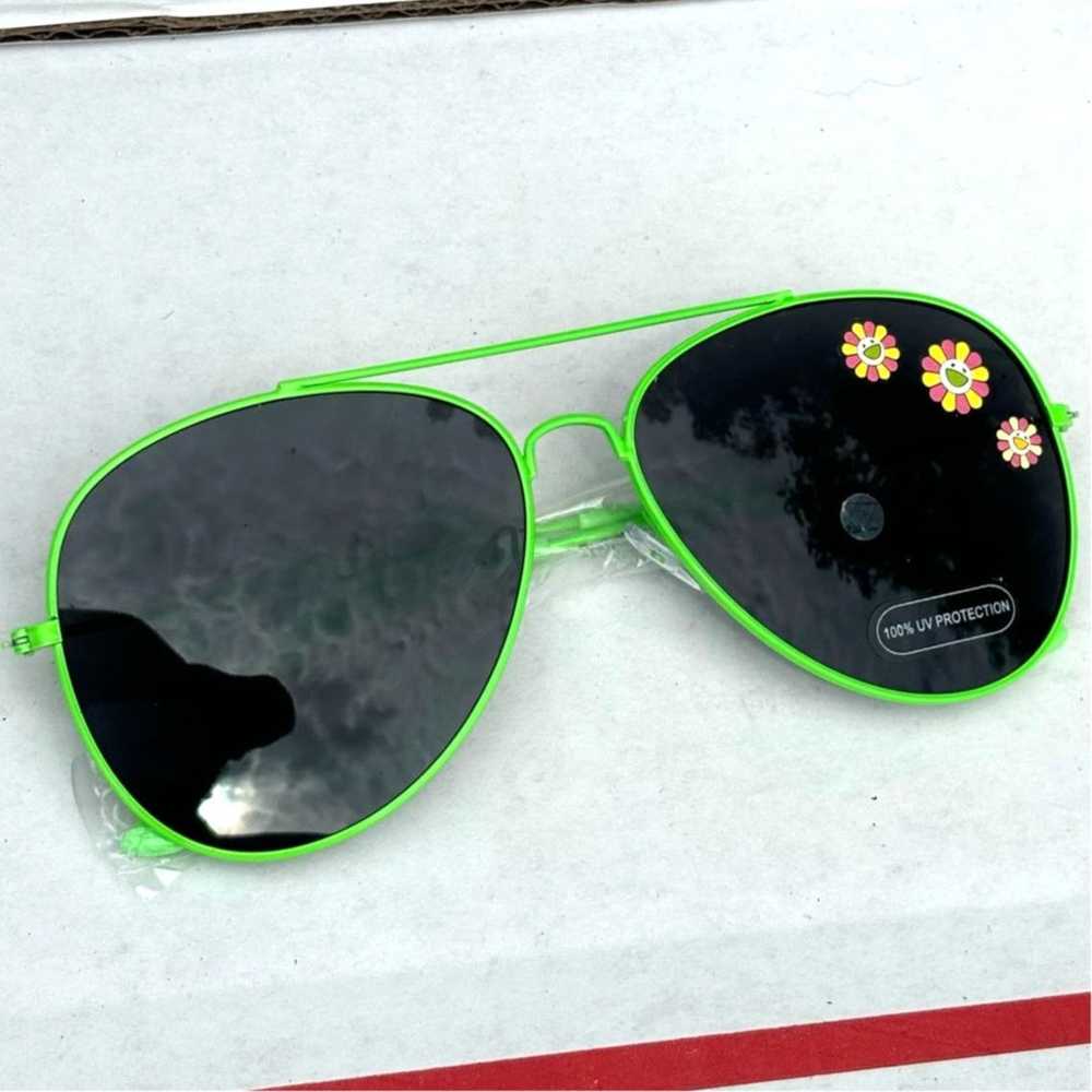 Other Green Aviator Sunglasses - image 1