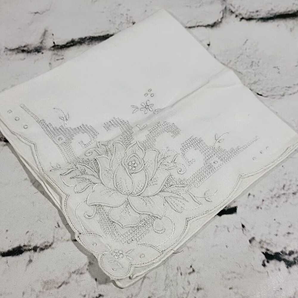 Vintage Exquisite Antique Style White Cotton Lace… - image 1