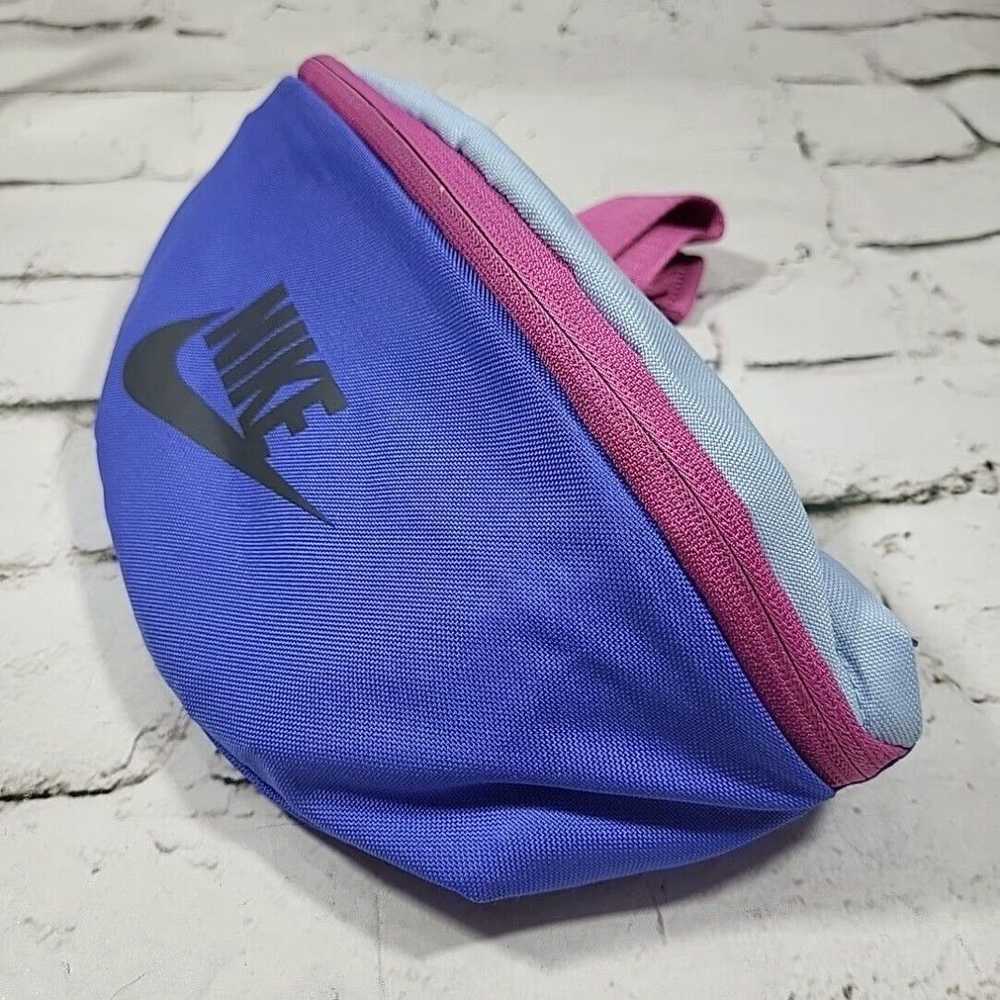 Nike Nike Heritage Collection Hip Waist Fanny Pac… - image 3