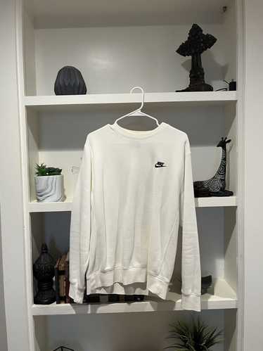 Nike White Nike sweatshirt