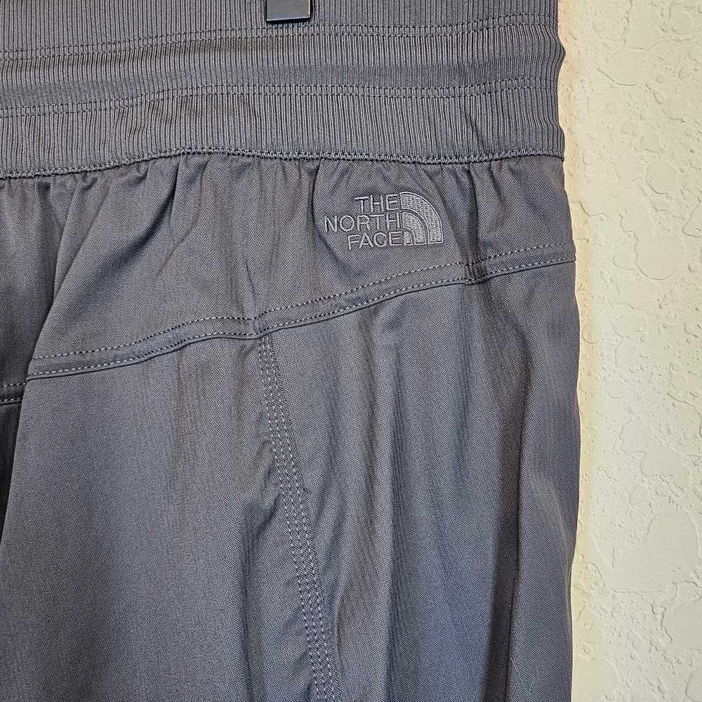 The North Face Aphrodite Capri Pants Asphalt Gray… - image 3