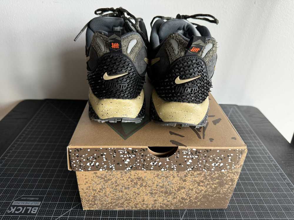 Nike × Undefeated Nike Air Terra Humara - image 3