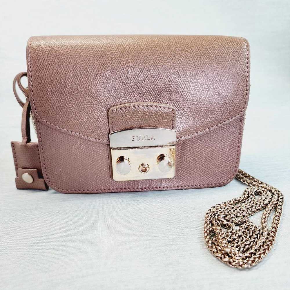 【 Excellent Condition 】FURLA Chain Shoulder Metro… - image 2