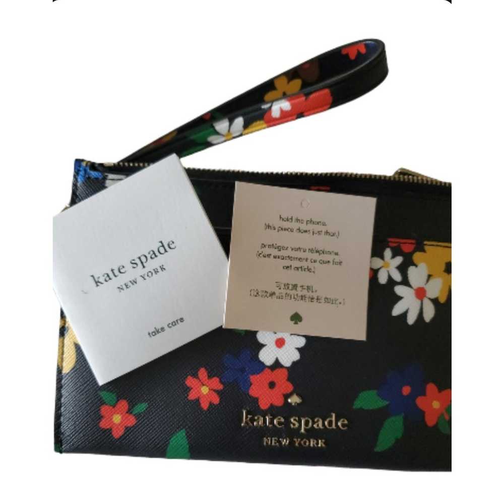 Kate Spade Black Floral Wristlet Staci Sailing Do… - image 5